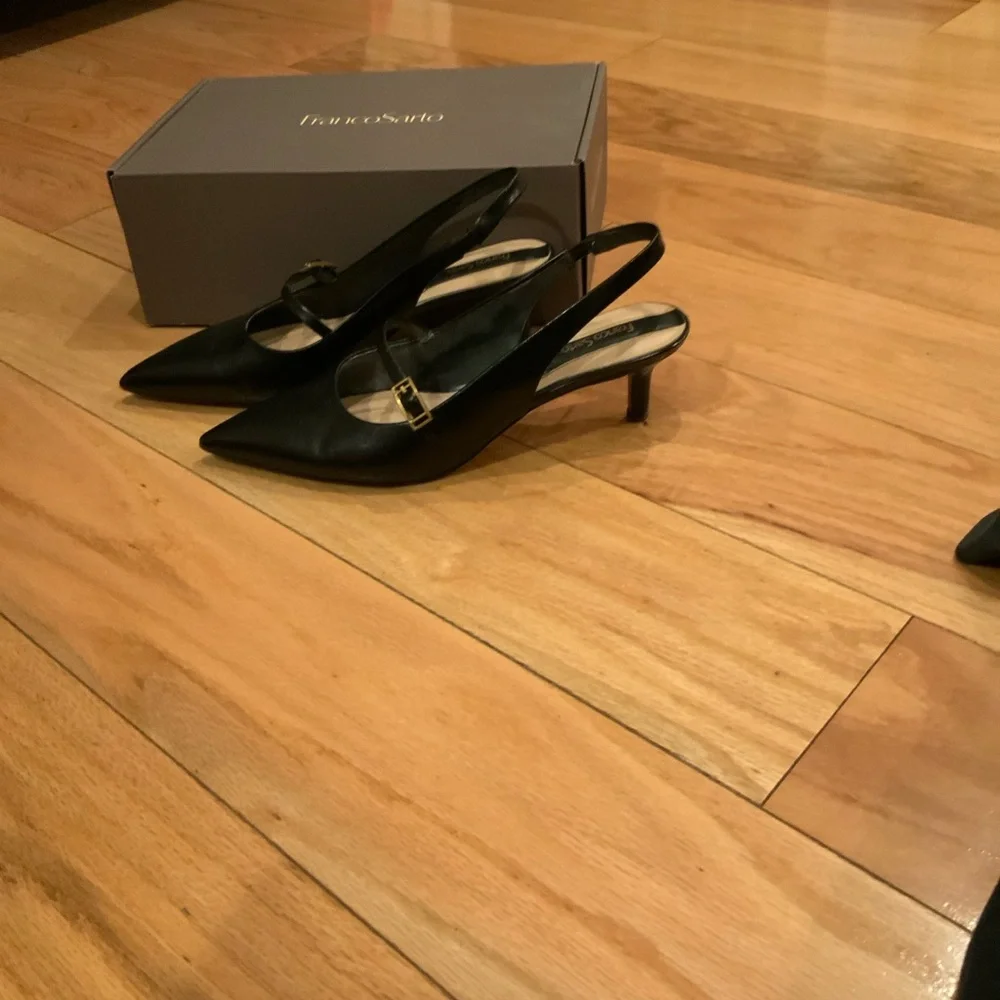 Franco Sarto Black Leather Slingback Heels - Picture 12 of 12